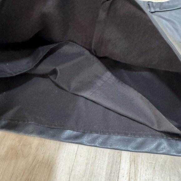 ZARA Black Faux Leather Mini Skirt Size Large Zip Up - Picture 6 of 8